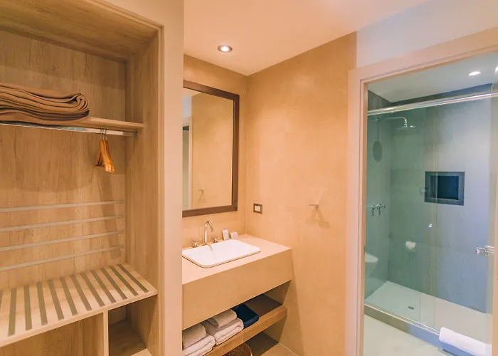 Saska Boutique Hotel 3*