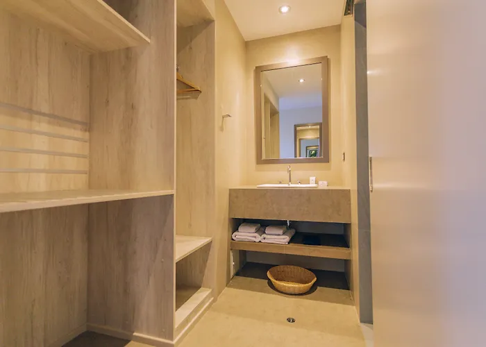 Saska Boutique Hotel 3*